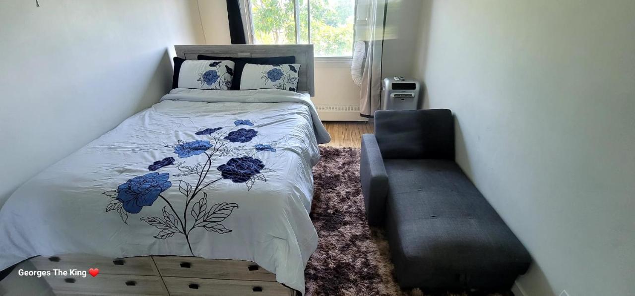 Luxurious 2 Bedrooms Apartment With Spa In Montreal Exterior photo